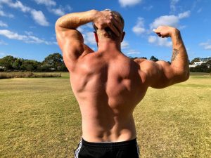 lift light weights for muscle growth